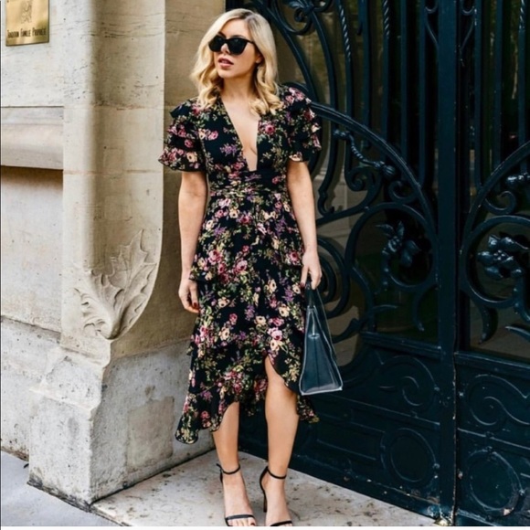 Wayf Dresses & Skirts - WAYF Miranda tiered ruffle Dress